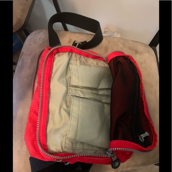 Red Kipling crossbody bag, used - Picture 5 of 5